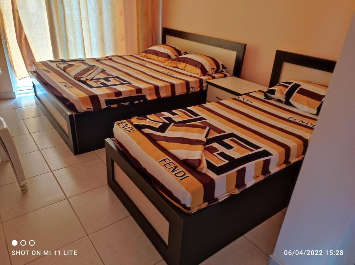 Grandino Holiday Rooms&Apartments Улцин Екстериор снимка