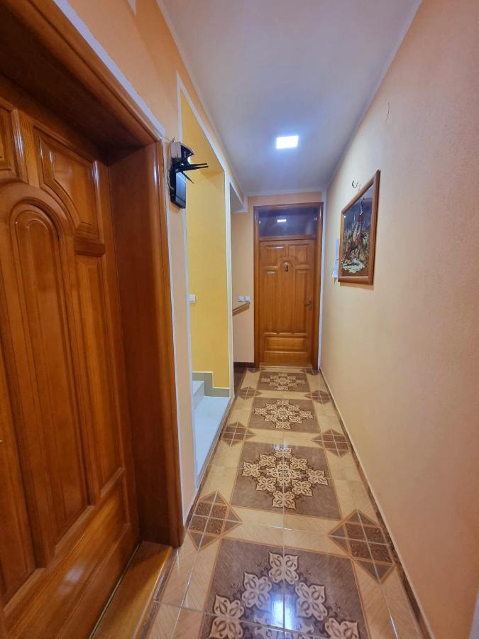 Grandino Holiday Rooms&Apartments Улцин Екстериор снимка