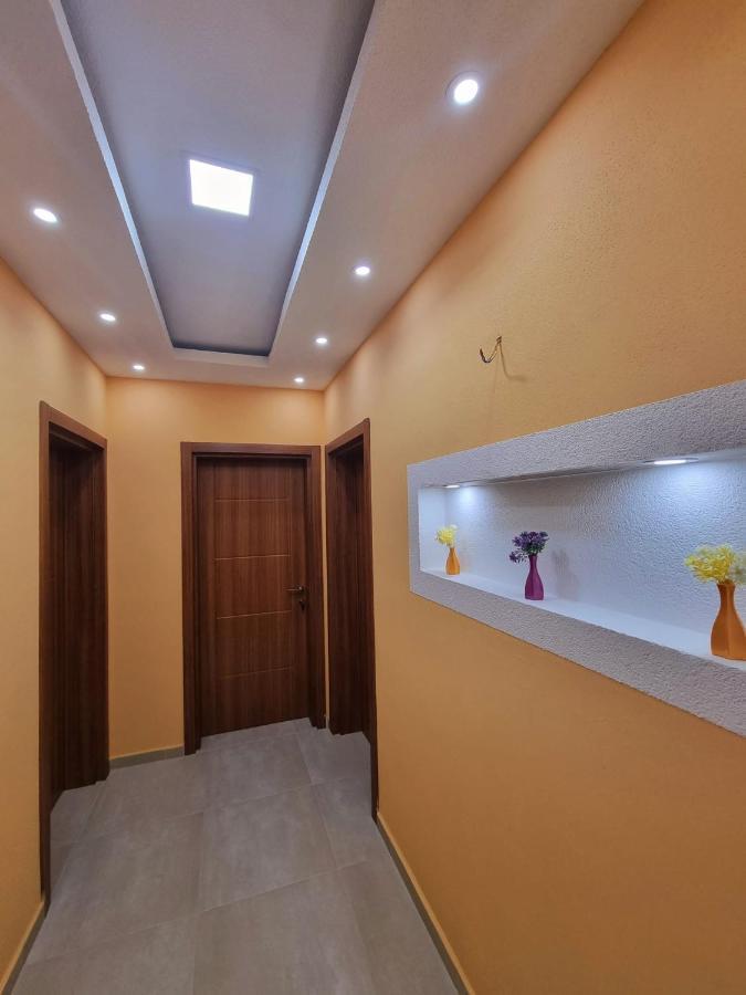 Grandino Holiday Rooms&Apartments Улцин Екстериор снимка