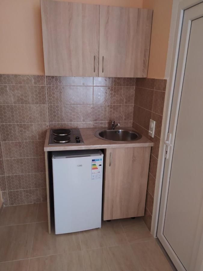 Grandino Holiday Rooms&Apartments Улцин Екстериор снимка