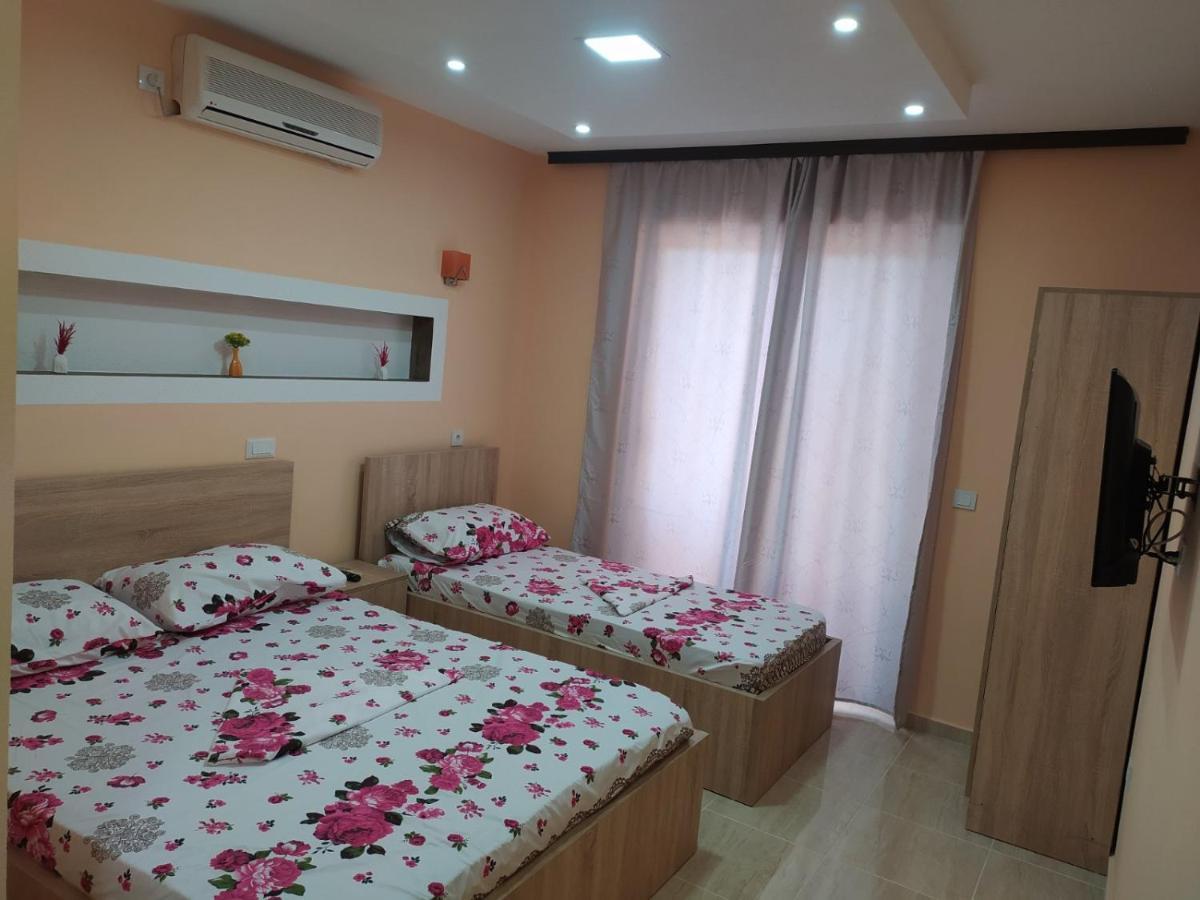Grandino Holiday Rooms&Apartments Улцин Екстериор снимка
