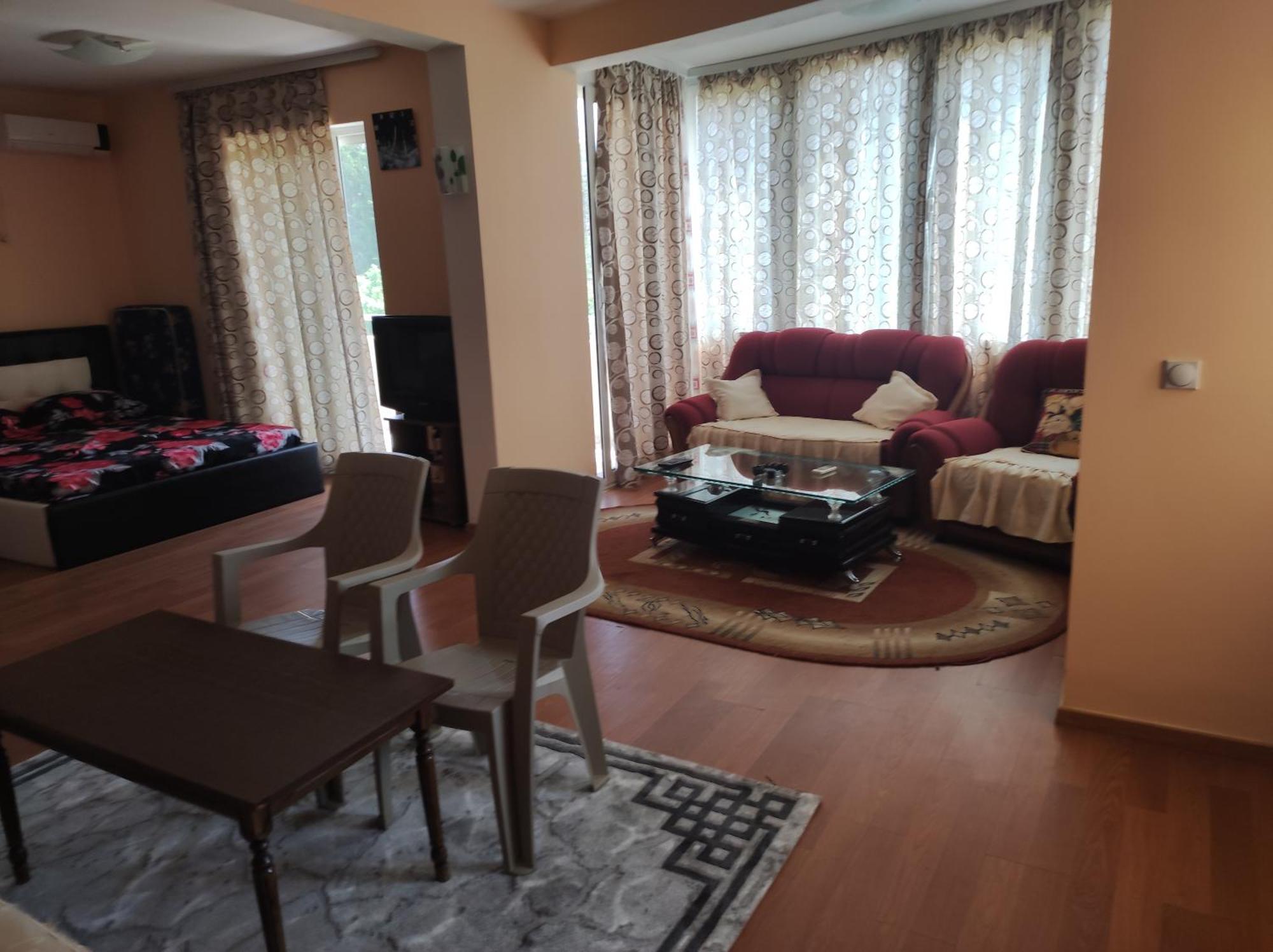 Grandino Holiday Rooms&Apartments Улцин Екстериор снимка